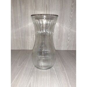 Vtg Hoosier Glass Ribbed Tall Vase 8.5 Inches Model  4086-A